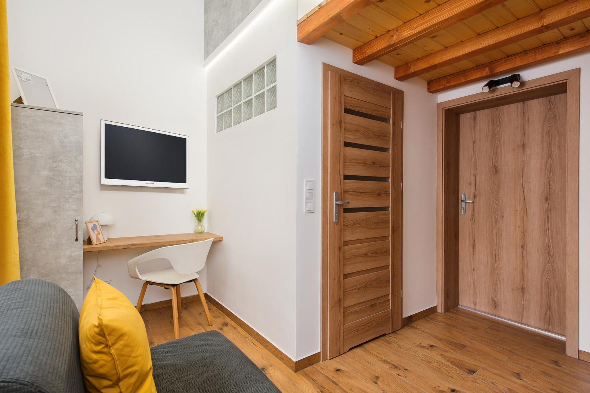 Przy Kladce- Kazimierz Old Town Apartment