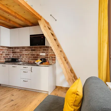 Apartamenty Przy Kladce- Kazimierz Old Town Krakow Exterior photo